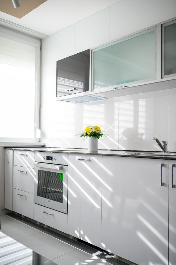 Apartman Nataly Nisz Zewnętrze zdjęcie