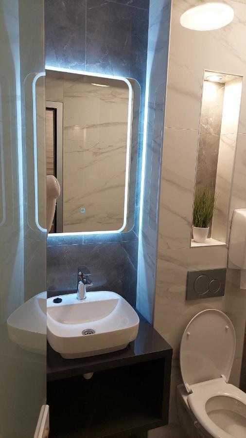 Apartman Nataly Nisz Zewnętrze zdjęcie